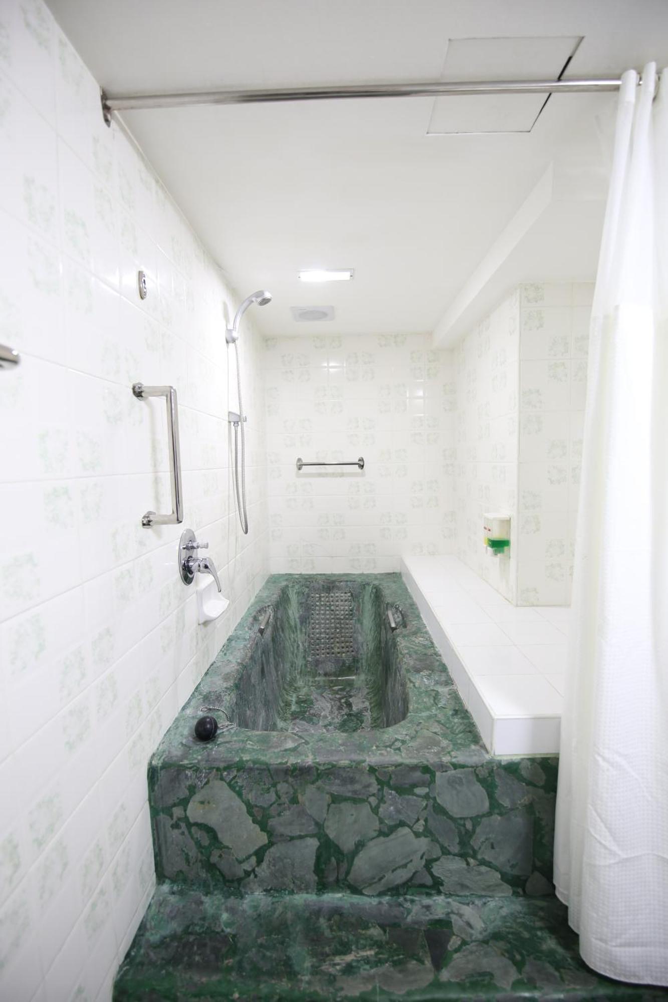Hotel Asia Себу Экстерьер фото
