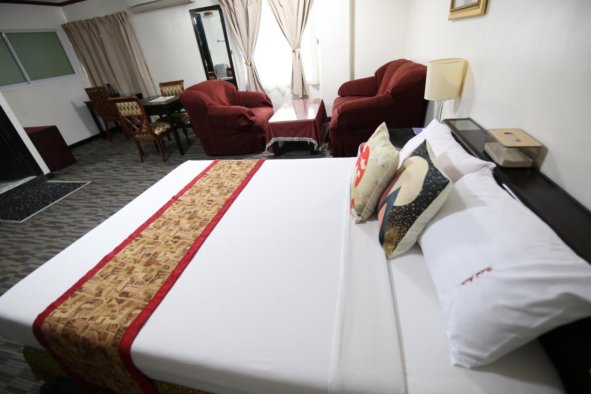 Hotel Asia Себу Экстерьер фото