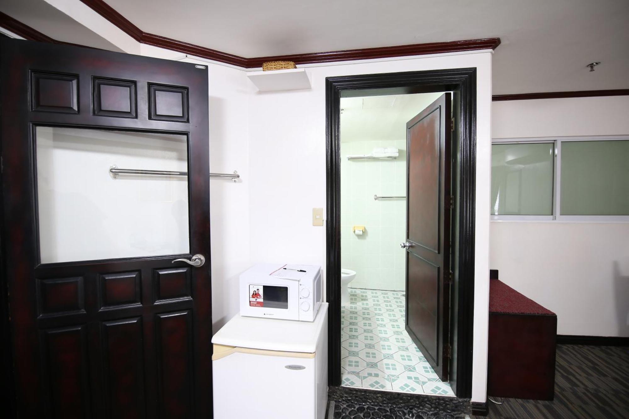 Hotel Asia Себу Экстерьер фото